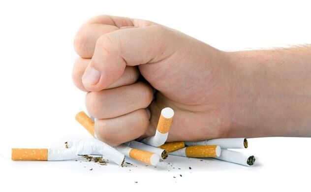 suitsetamisest loobumine, et vältida kaelavalu
